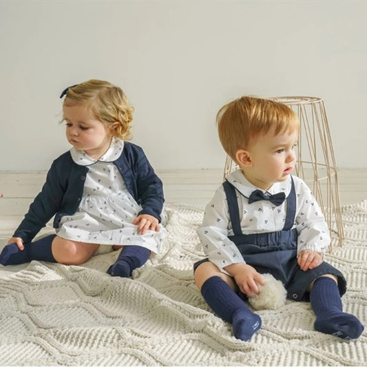 Matching vintage kids outfits in white, beige and deep blue/navy